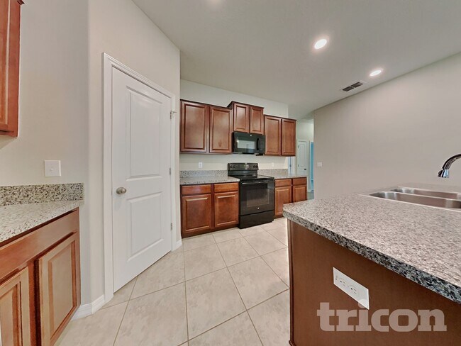 Photo - 8440 Hunters Fork Loop