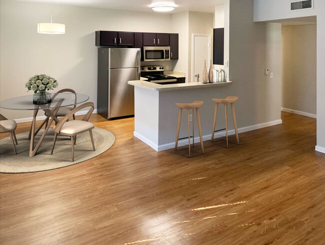 Photo - Waters at Elm Creek