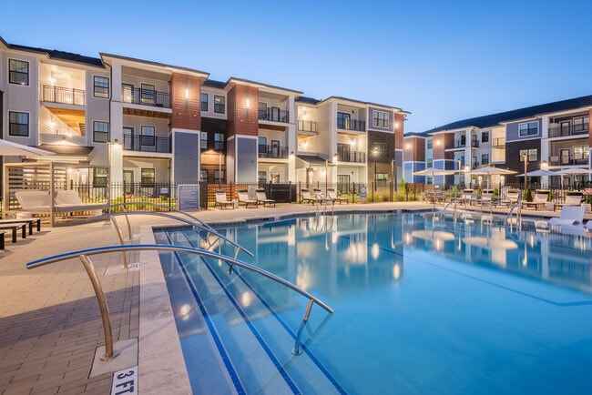 Building Photo - Sonderly at the Concourse Rental