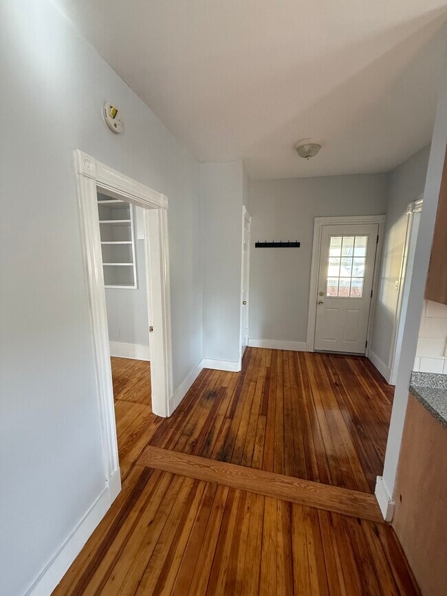 Photo - 68 Willow Ave