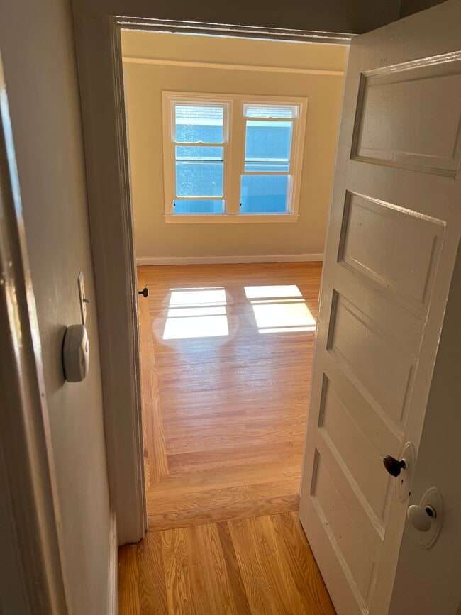 Photo - 3110 California St Unit 3112A