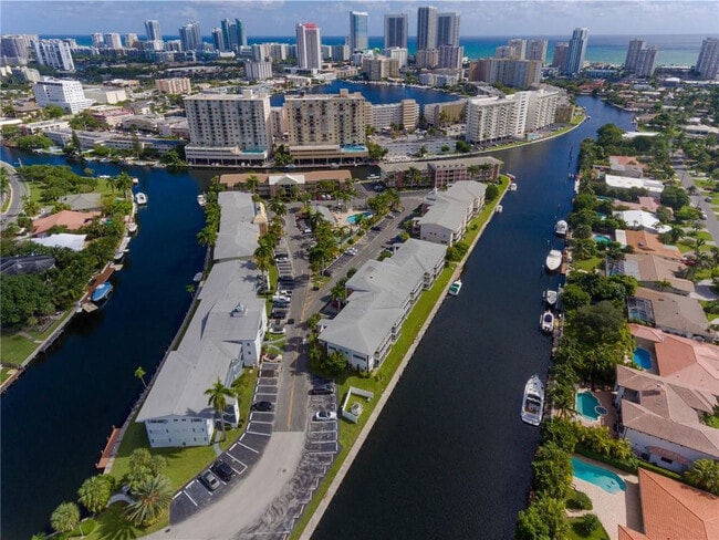 Photo - 440 Paradise Isle Blvd Unit 303
