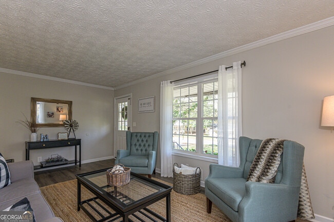 Photo - 196 Etowah Dr