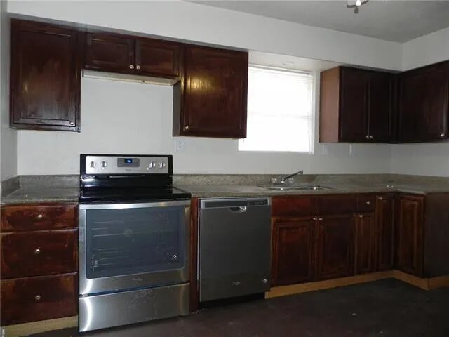 Photo - 1706 Elizardi Blvd