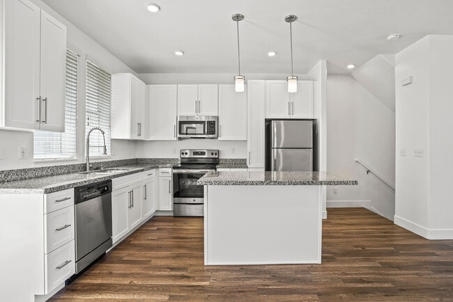 Aero Luxury Townhomes