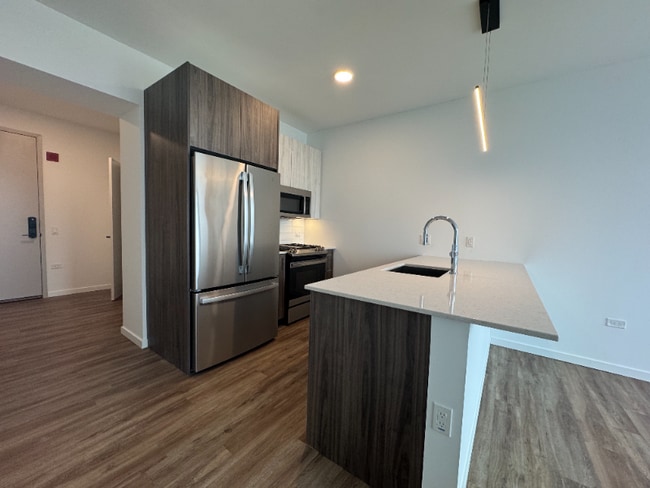 Photo - 144 N Aberdeen St Unit 1408