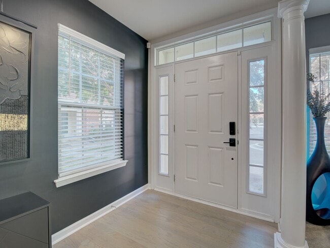 940 Hall Station Dr