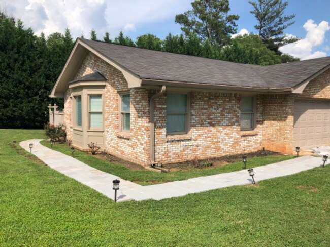 Photo - 2840 Bonanza Dr