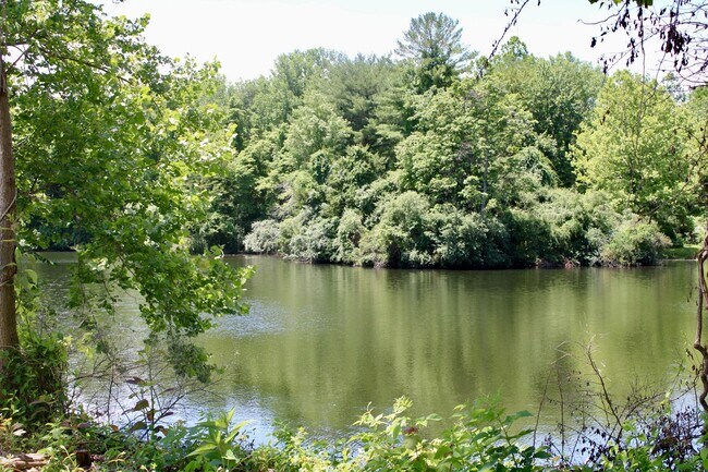 Photo - 1680 Tabortown St