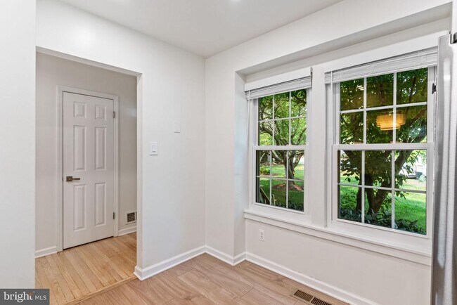 Photo - 6630 Medinah Ln