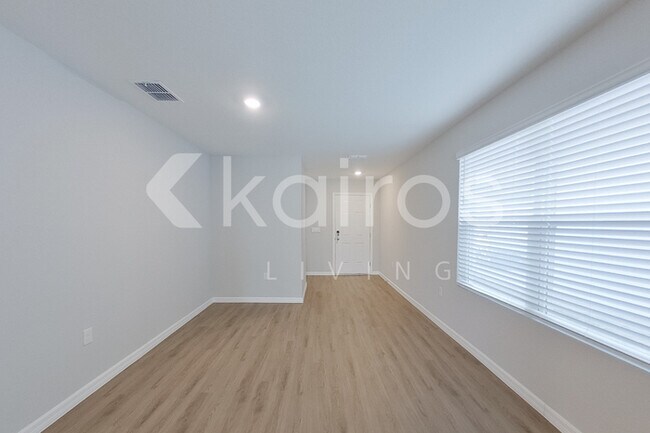 Photo - 8620 SW 43rd Ter