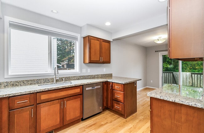 Photo - 6511 206th Pl NE