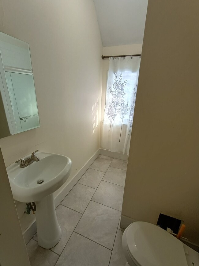 Photo - 292 Wilder St Unit 2