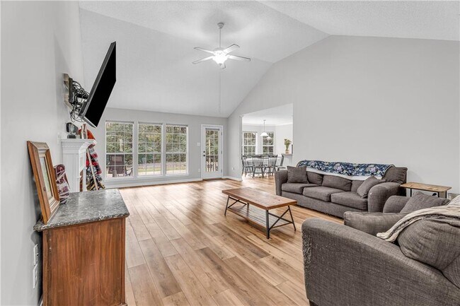Photo - 8171 Woodland Hills Dr