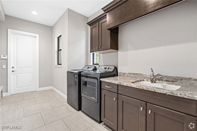 Building Photo - 11813 Via Cassina Ct Rental