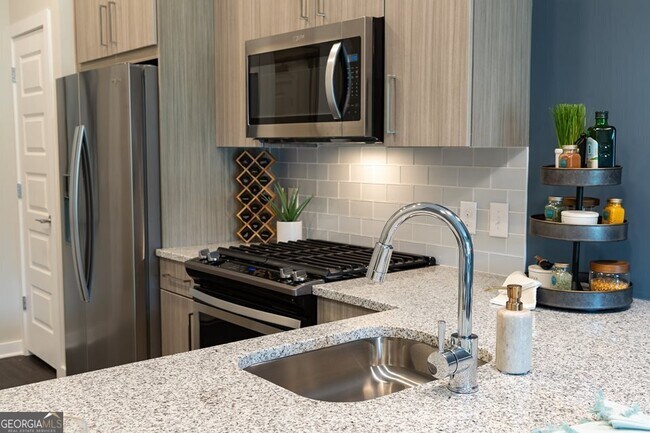 Photo - 1399 Herrington Rd Unidad 8303