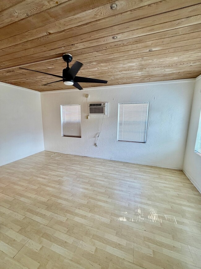 Photo - 1101 N Federal Hwy