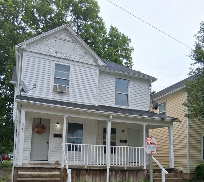 300-302 Nassau St - 300-302 Nassau St Apartment Unit 302