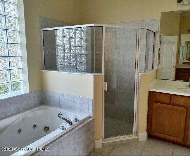 Photo - 4994 Pinot St