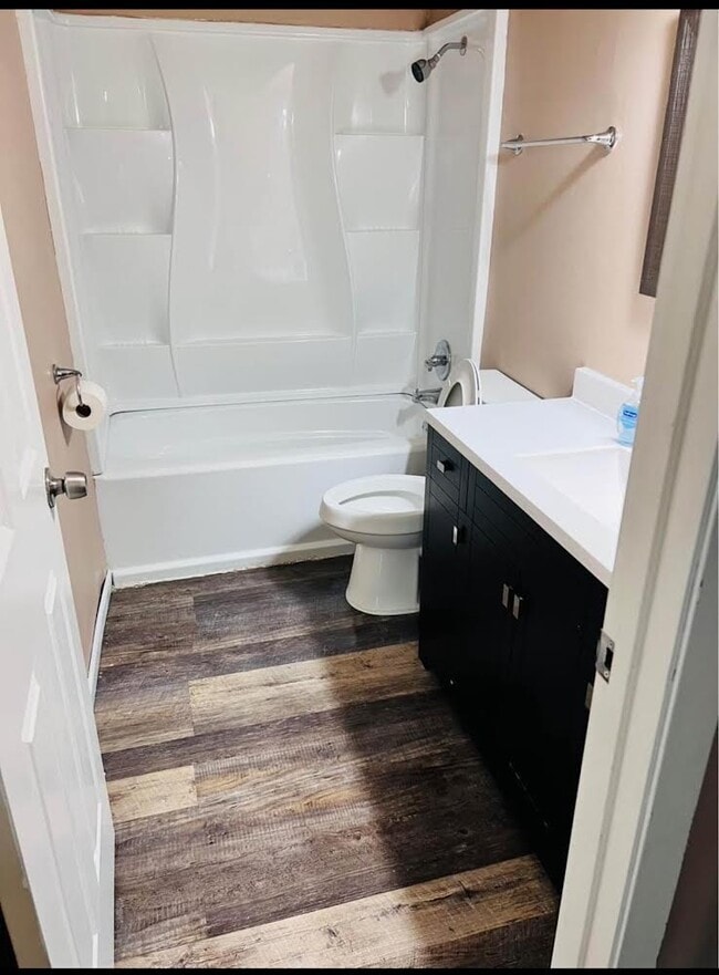 Building Photo - 4436-4413 13th Ave NW Rental