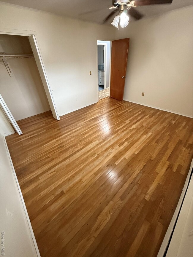 Photo - 472 Kirkman Ave