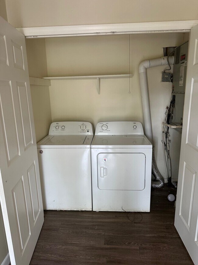 Photo - 2304 Columbia Ct House