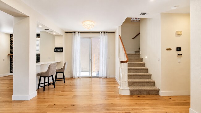 Photo - 5325 Manderston Dr