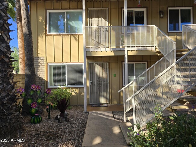 Photo - 90 W Yavapai St Casa