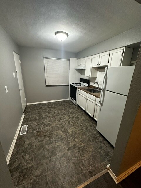 Photo - 8721 Natural Bridge Rd Unit D