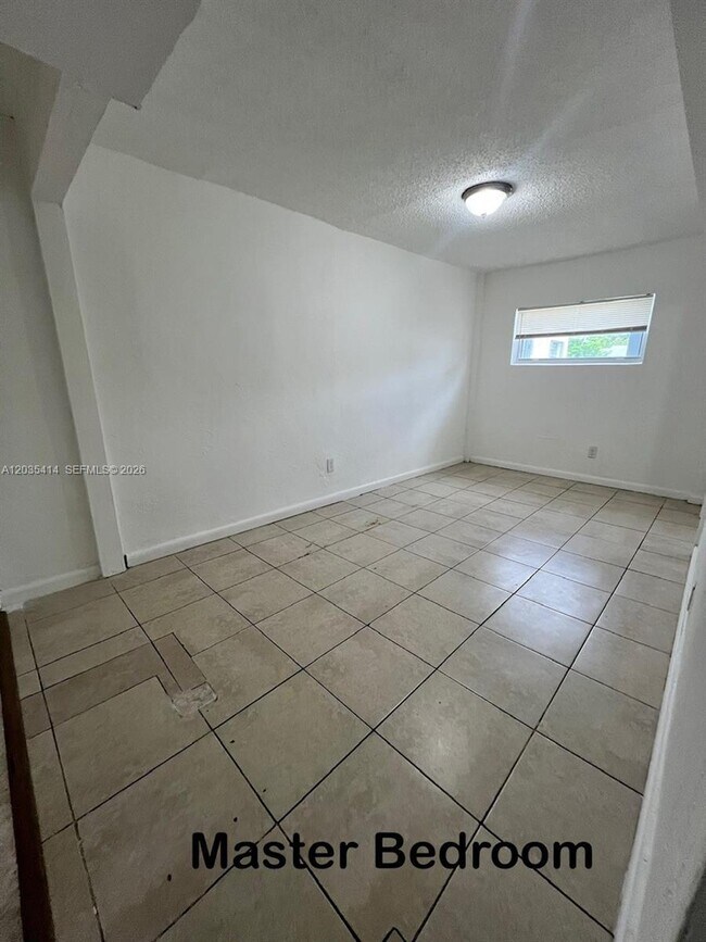 Photo - 1754 NW 45th St Unidad 1754