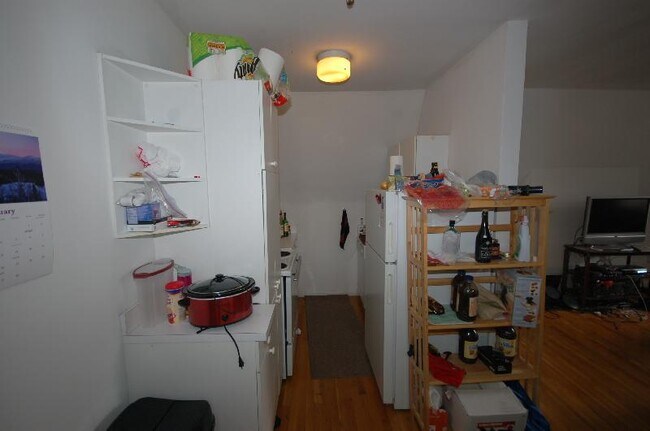 Photo - 168 Northampton St Unit 4