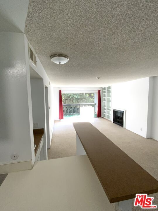 Photo - 1115 Raintree Cir
