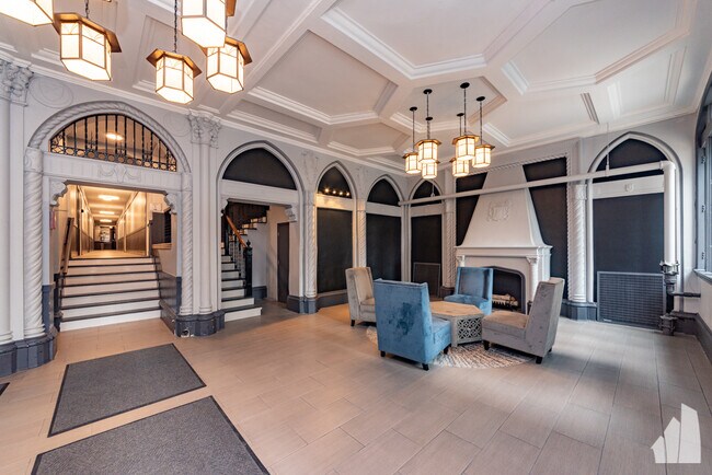 Photo - 505 W Belmont Ave Unit 3F