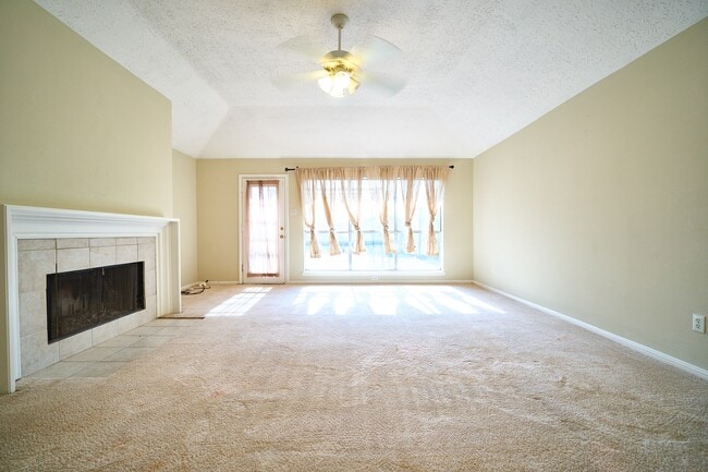 Building Photo - 13407 Nantucket Dr