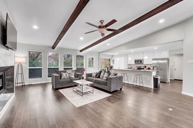 Photo - 3801 Kazak St Unidad ID1323114P