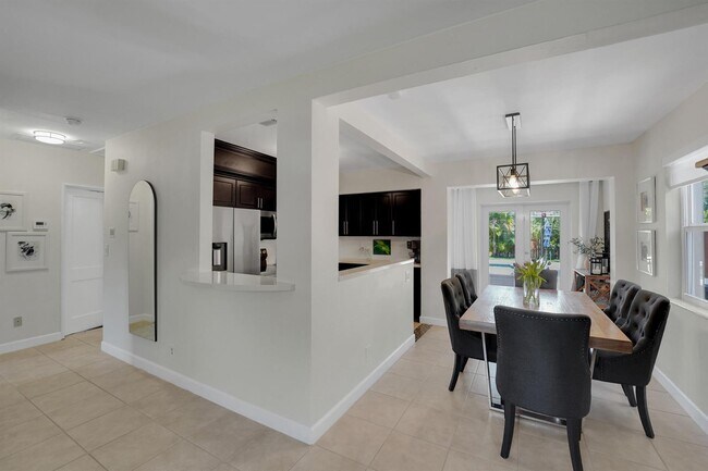 Photo - 1305 NE 1st Ave