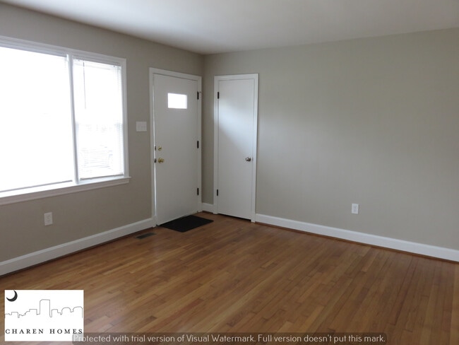 Photo - 1909 S Battery Dr