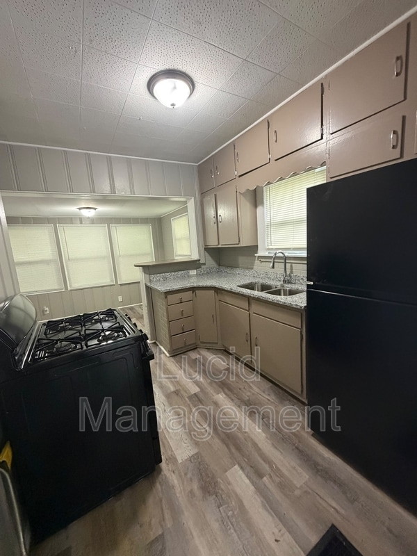 Photo - 1106 Euclid Ave