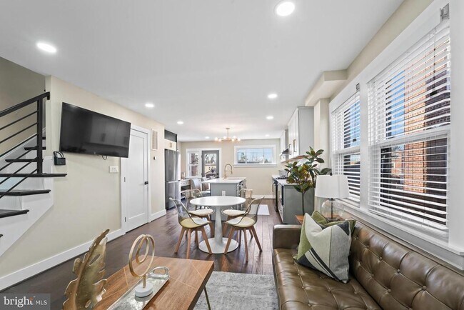 Photo - 4226 14th St NE