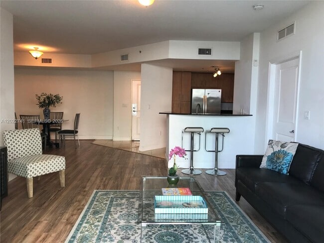 Photo - 7900 Harbor Island Dr Unidad 523