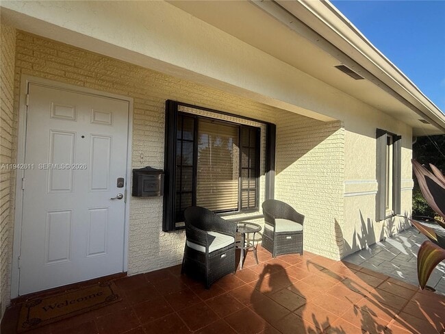 Photo - 1721 NE 48th Ct