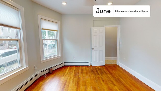 Photo - Room in Shared 3 bed/1 bath home Unidad C