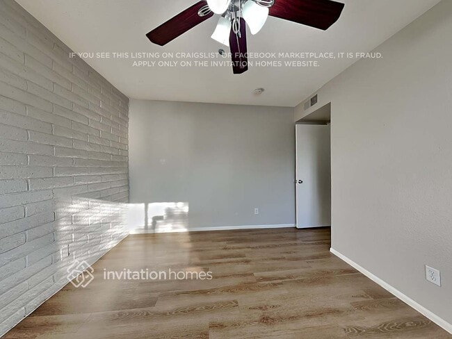 Photo - 1915 E Colgate Dr