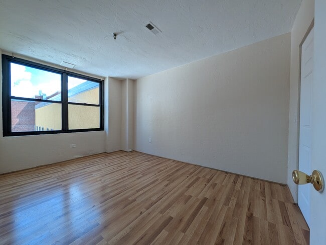 Photo - 17 Federal St Unidad 401