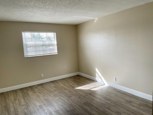 Photo - 3481 Helena Dr Unit 11