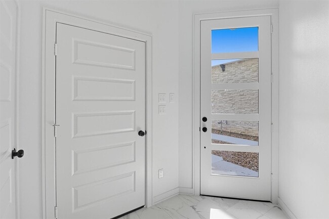 Photo - 2929 El Fenice Ln