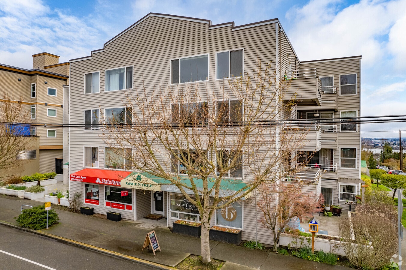 Exterior - Greentree Building Apartments