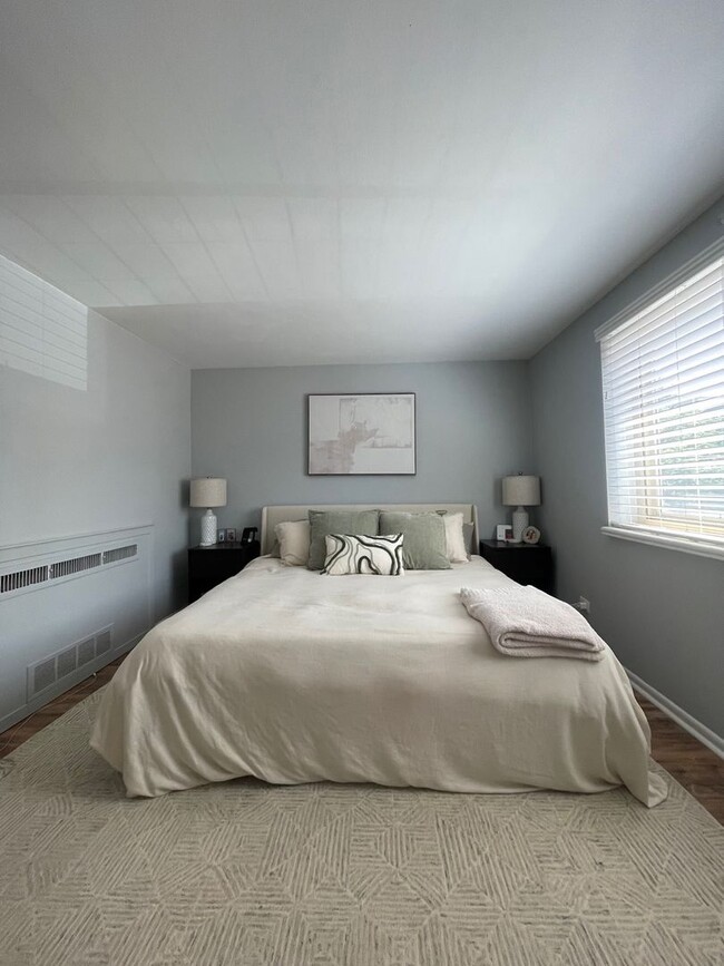 Photo - 1366 Garfield St