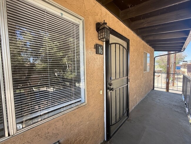 Photo - Palmdale Apartment 2 bedroom Unidad 16