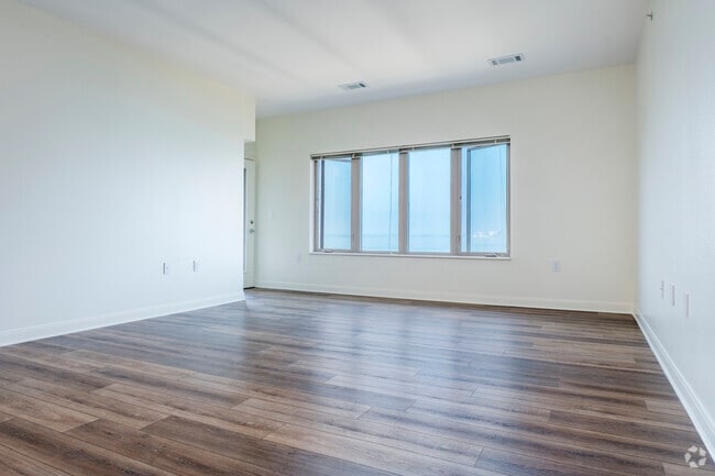 2BR, 2BA - 1,140SF - Living Room
